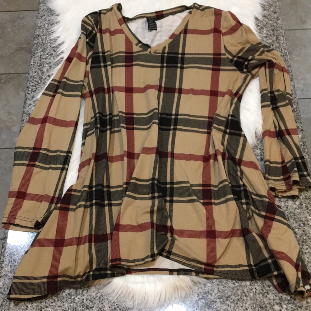 4/$20 oversized plaid top